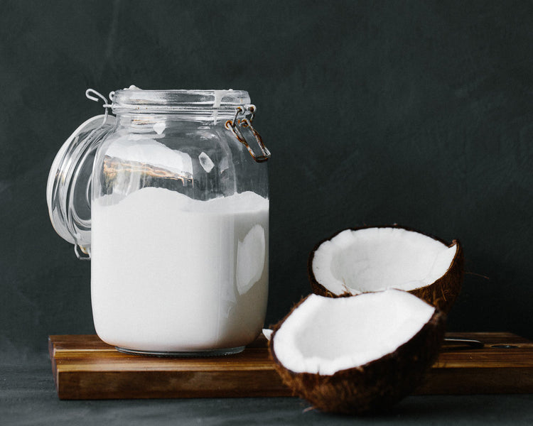 How to make your own Simple + Delicious, Healthy Coconut Yoghurt